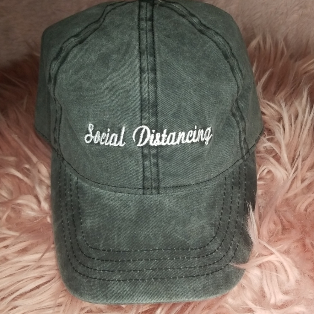 David and Young Social Distancing hat